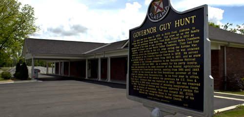 Holly Pond Governor Guy Hunt Library and Historical Marker